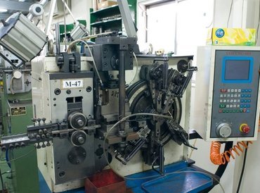 10T Plate Spring Forming